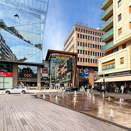 Balcony - - Large - Garage Appartement