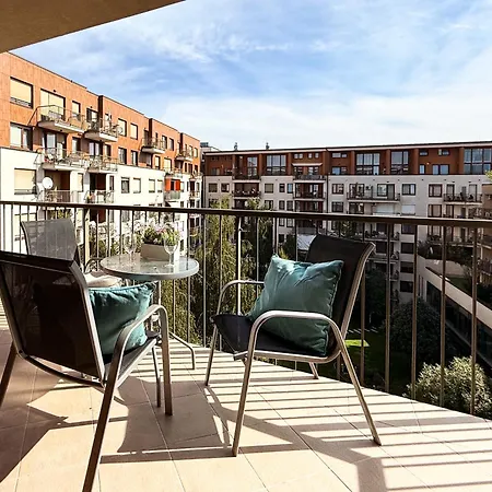 Balcony - - Large - Garage Appartamento Budapest